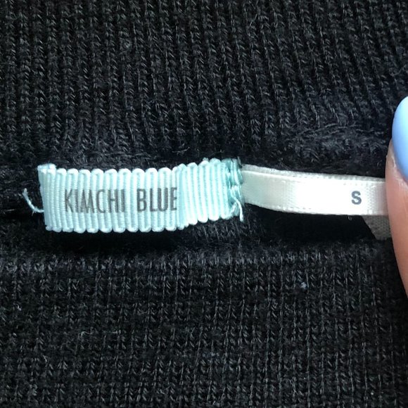 Urban Outfitters Off-the-Shoulder Sweater - Picture 2 of 3